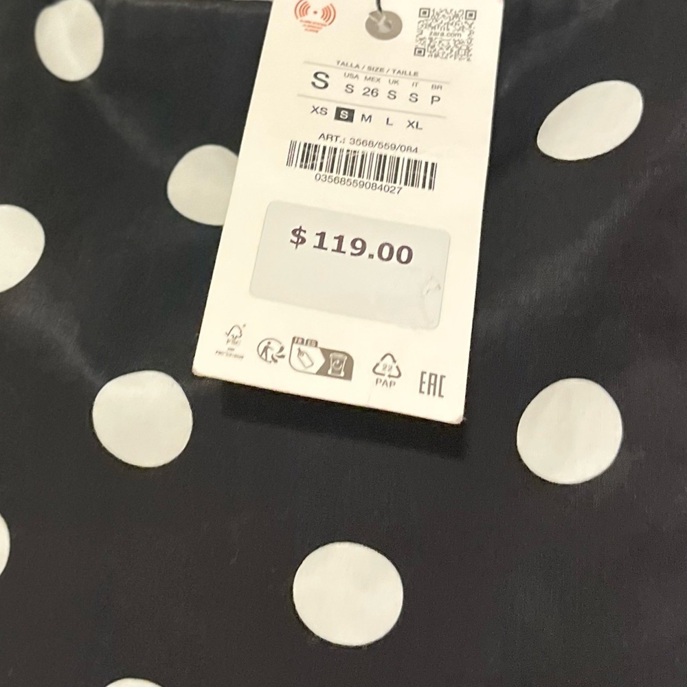 TREND NEW ! ZARA POLKA DOT DRESS S  
🚨FIRM PRICE NO DISCOUNT ON THIS DRESS - Picture 2 of 15